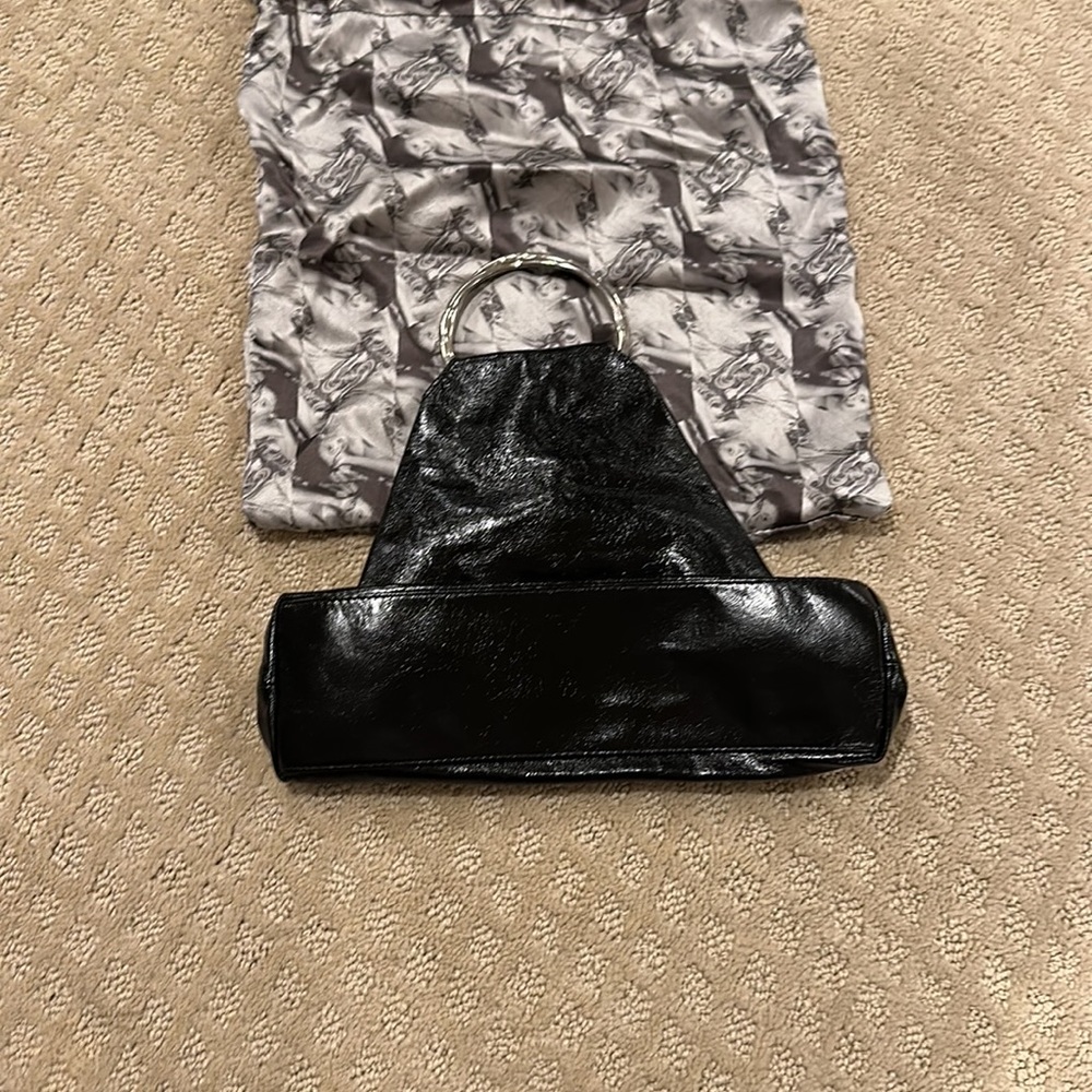 Junior Drake black leather clutch with silk dust bag - Picture 5 of 5